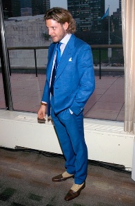 lapo elkann シングルスーツ