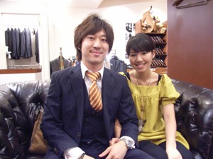 ご*り様 ゼルビーノ カノニコ スリーピース スーツ カノニコらしからぬ生地感の杉綾織です。本当に触ってほしいですね