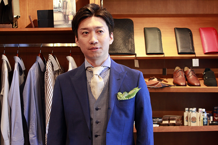 Mr.S　 CANONICO wool & linen　くるみ釦