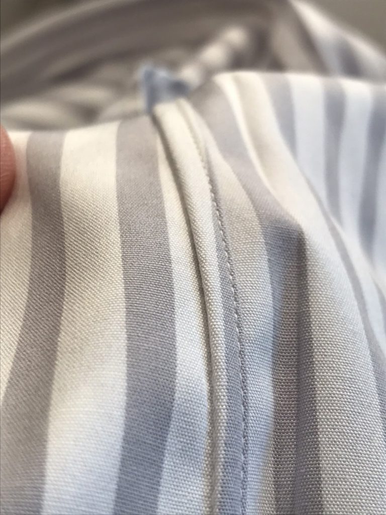 既製シャツ　ドレスシャツ　巻き伏せ本縫い　貝釦　フラシ芯　80番手双糸