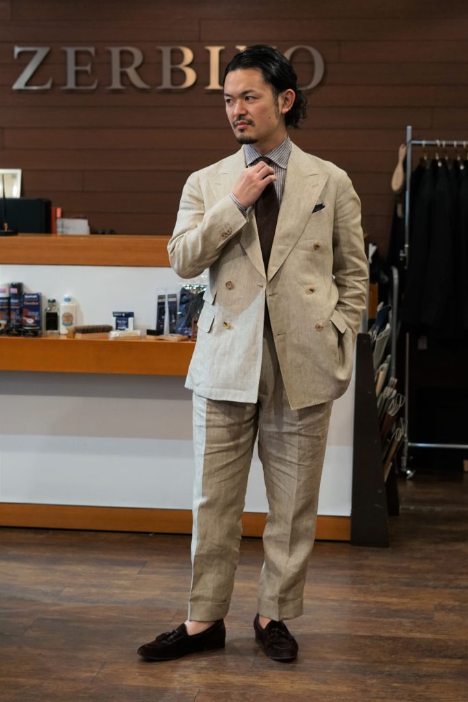 アイボリー　オフホワイト　ベージュ　リネン　麻　スーツ