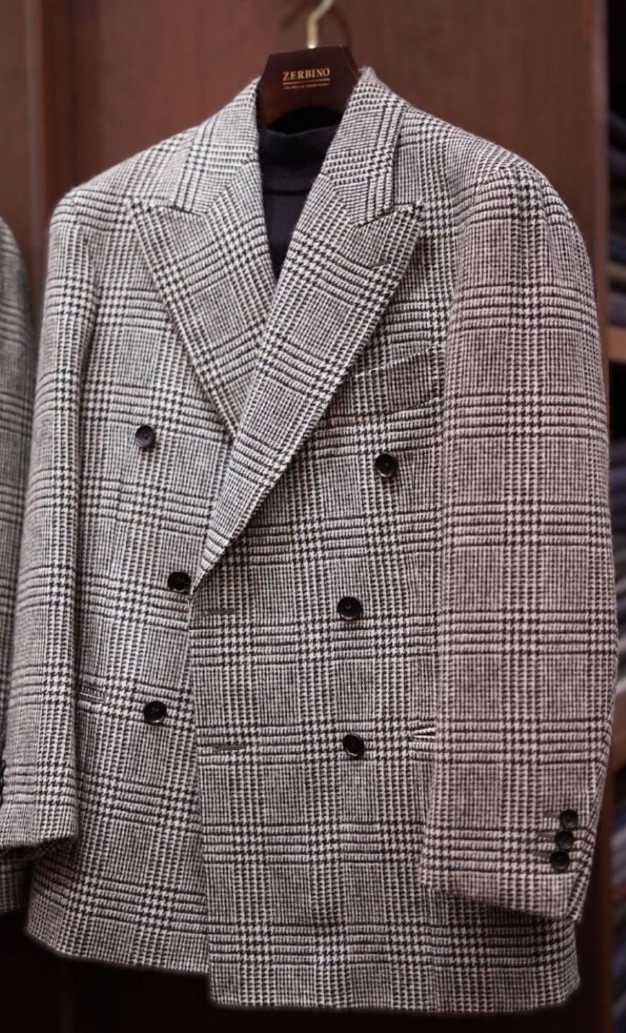 グレンチェックのツイードジャケット