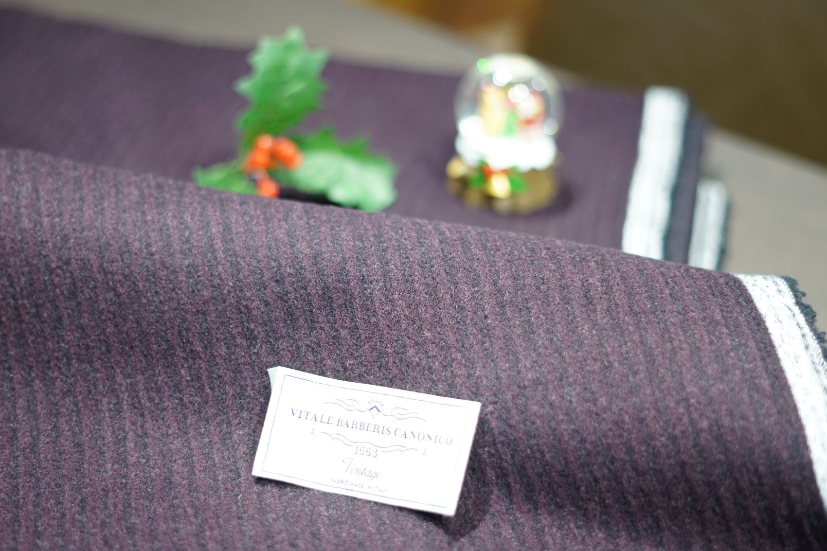 カノニコのウールコーディロイ