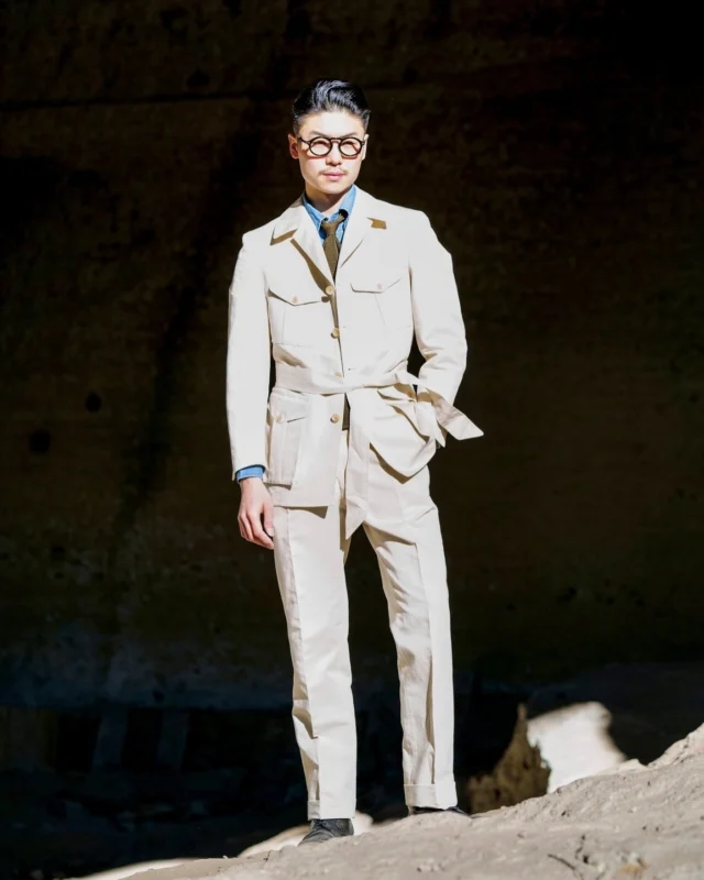 ZERBINO...

【Spring & Summer】

2025SS New Collection

今季のコンセプトは
"Explorer"
スーツだけでなく、野性味溢れる新たなスタイリングを楽しんでいただけるようなご提案をさせていただきます。

#madetomeasure#zerbino#suits#ordersuit#ordershirt#スーツ#スーツスタイル#オーダースーツ#オーダーシャツ#イージーオーダー#オーダーシューズ#オーダーコート#ゼルビーノ#背広