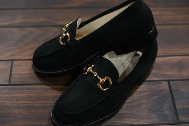 ZERBINO…

【Order Shoes】
MIYAGI KOGYO by WASOURYOKA
ビットローファー　¥94,600-(in tax)〜
Leather Charles F Stead(チャールズ•エフ•ステッド)

#madetomeasure#zerbino#suits#ordersuit#ordershirt#スーツ#スーツスタイル#オーダースーツ#オーダーシャツ#イージーオーダー#オーダーシューズ#オーダーコート#ゼルビーノ#背広#宮城興業#miyagikogyo#ローファー#ビットローファー