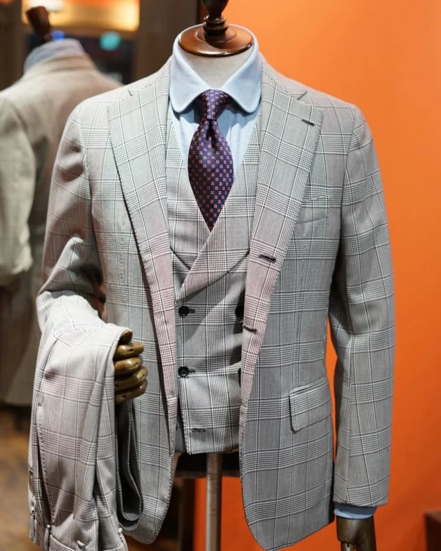 ZERBINO...

【Clearance Sale】

￥396,000(intax)→70%off　￥118,800(intax)

#madetomeasure#zerbino#suits#ordersuit#ordershirt#スーツ#スーツスタイル#オーダースーツ#オーダーシャツ#イージーオーダー#オーダーシューズ#オーダーコート#ゼルビーノ#背広