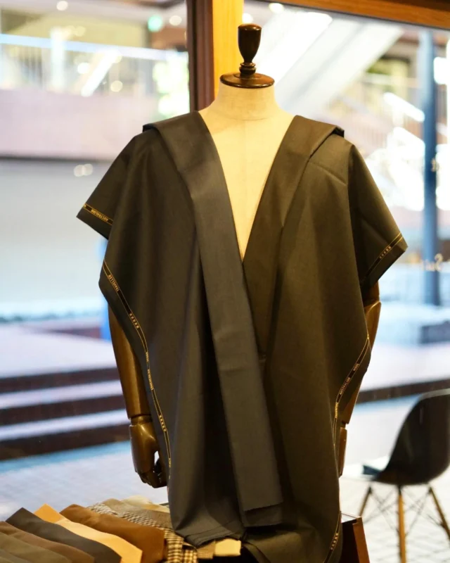ZERBINO...

Zegna Traveler

【Order Suits】

Custom Line ¥ 135,300-(税込)
Luxury Line ¥191,400-(税込)

W 100%

Blue : AK2507-163
Grey : AK2507-162

#madetomeasure#zerbino#suits#ordersuit#ordershirt#スーツ#スーツスタイル#オーダースーツ#オーダーシャツ#イージーオーダー#オーダーシューズ#オーダーコート#ゼルビーノ#背広 #ゼニア #zegna