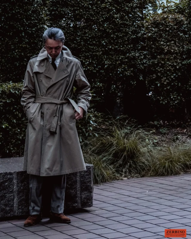 ZERBINO...

Trench Coat Launch...

ZERBINOは本物のトレンチコートを求め、彼の時代のクラシックなディティールを踏襲いたしました。

仕立ては、1人の職人が裁断から仕上げまでの全工程を手作業で行う丸縫い。
ダンディズム溢れるディティールながらも、職人の微細な手仕事が光る。

誰もが憧れるコート。
本物を求める方はZERBINOへ。

#madetomeasure#zerbino#suits#ordersuit#ordershirt#スーツ#スーツスタイル#オーダースーツ#オーダーシャツ#イージーオーダー#オーダーシューズ#オーダーコート#ゼルビーノ#背広#トレンチコート