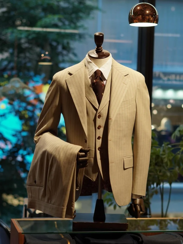 ZERBINO...

【Fabric】
TALLIA DI DELFINO 
-MONUMENT ENGLISH HERITAGE-

W100%

42816

【Order Suit】
Custom Line ¥83,000-（91,300）
Luxury Line ¥144,000-（158,400） 

#madetomeasure#zerbino#suits#ordersuit#ordershirt#スーツ#スーツスタイル#オーダースーツ#オーダーシャツ#イージーオーダー#オーダーシューズ#オーダーコート#背広#talliadidelfino#delfino