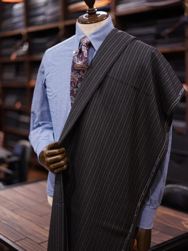 ZERBINO...

【Fabric】
日本毛織　NIKKE ~MAF~
W100％

品番：83-716

【Order Suits】
Custom Line¥58,300(inTAX)
Luxury Line¥125,400(inTAX)

#madetomeasure#zerbino#suits#ordersuit#ordershirt#スーツ#スーツスタイル#オーダースーツ#オーダーシャツ#イージーオーダー#オーダーシューズ#オーダーコート#ゼルビーノ#背広#nikke#日本毛織