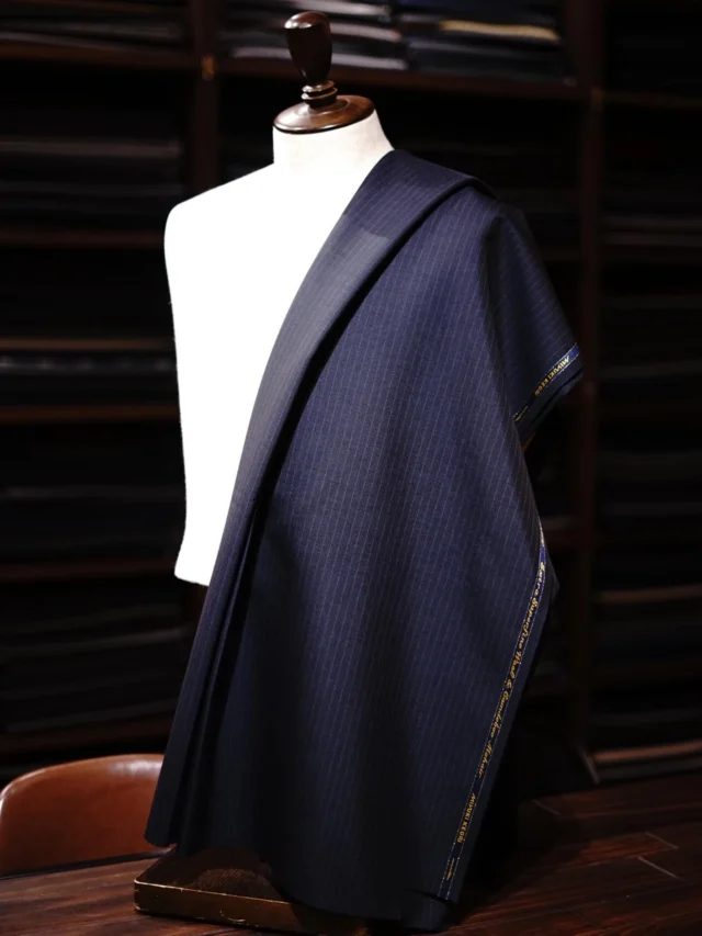 ZERBINO...

MIYUKI Napolena
御幸毛織　ナポレナ⁡⁡
⁡No.XF24426
⁡W47% M53%
⁡⁡
⁡【Order Suit Price】⁡
⁡⁡Custom line ¥82,500- (tax in)⁡
⁡Luxury line ¥147,400- (tax in)⁡

Napolena
御幸毛織のフラッグシップシリーズ
日本の拘りが産んだ銘品

#madetomeasure#zerbino#御幸毛織